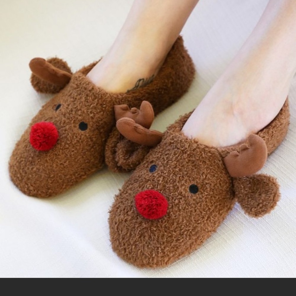 Slippers - Picture 2 of 3